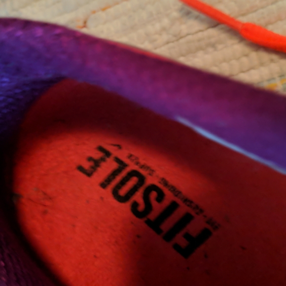 Running shoes - Picture 3 of 4